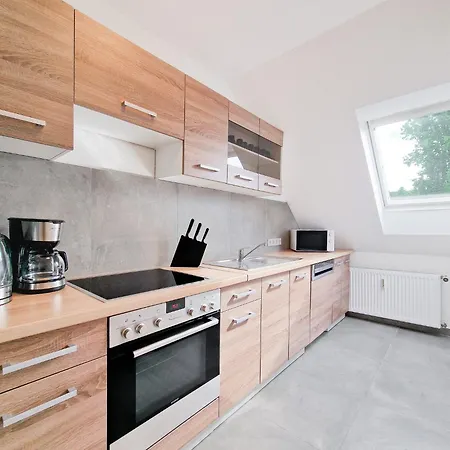 Raj Living - 3 And 4 * Duisburg