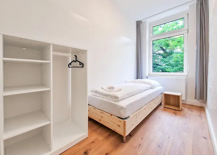 Apartman Tolstov - 3 And 4 Duisburg