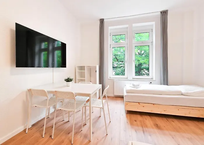 Tolstov - 3 And 4 דיסבורג